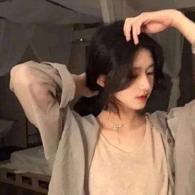 傅太太的马甲有一点多